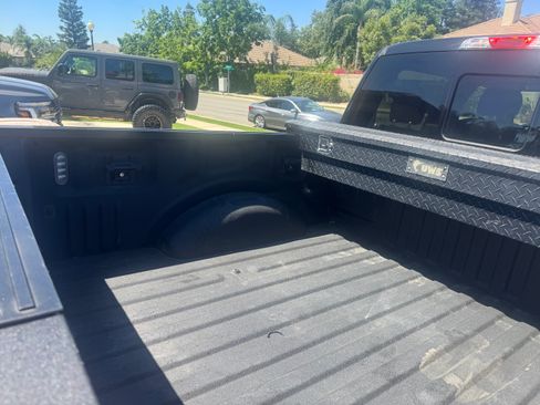 Used 2019 Ford F150 XLT w/ Equipment Group 302A Luxury AWD/4WD image 17