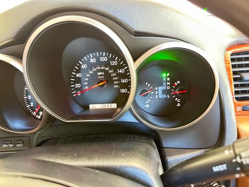 Used 2003 Lexus SC 430 Convertible image 23