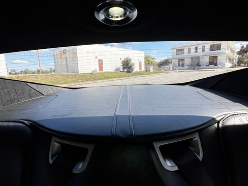 Used 2018 Aston Martin DB11 V12 image 18