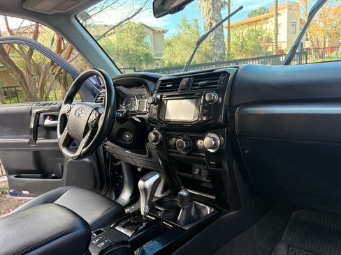 Used 2019 Toyota 4Runner TRD Off-Road Premium w/ Wilderness Package image 11