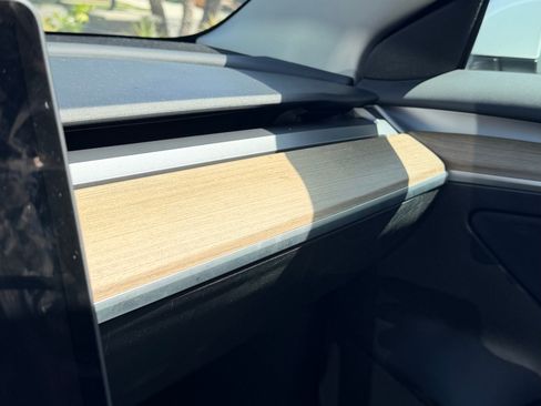 Used 2023 Tesla Model 3 Standard Range RWD image 10