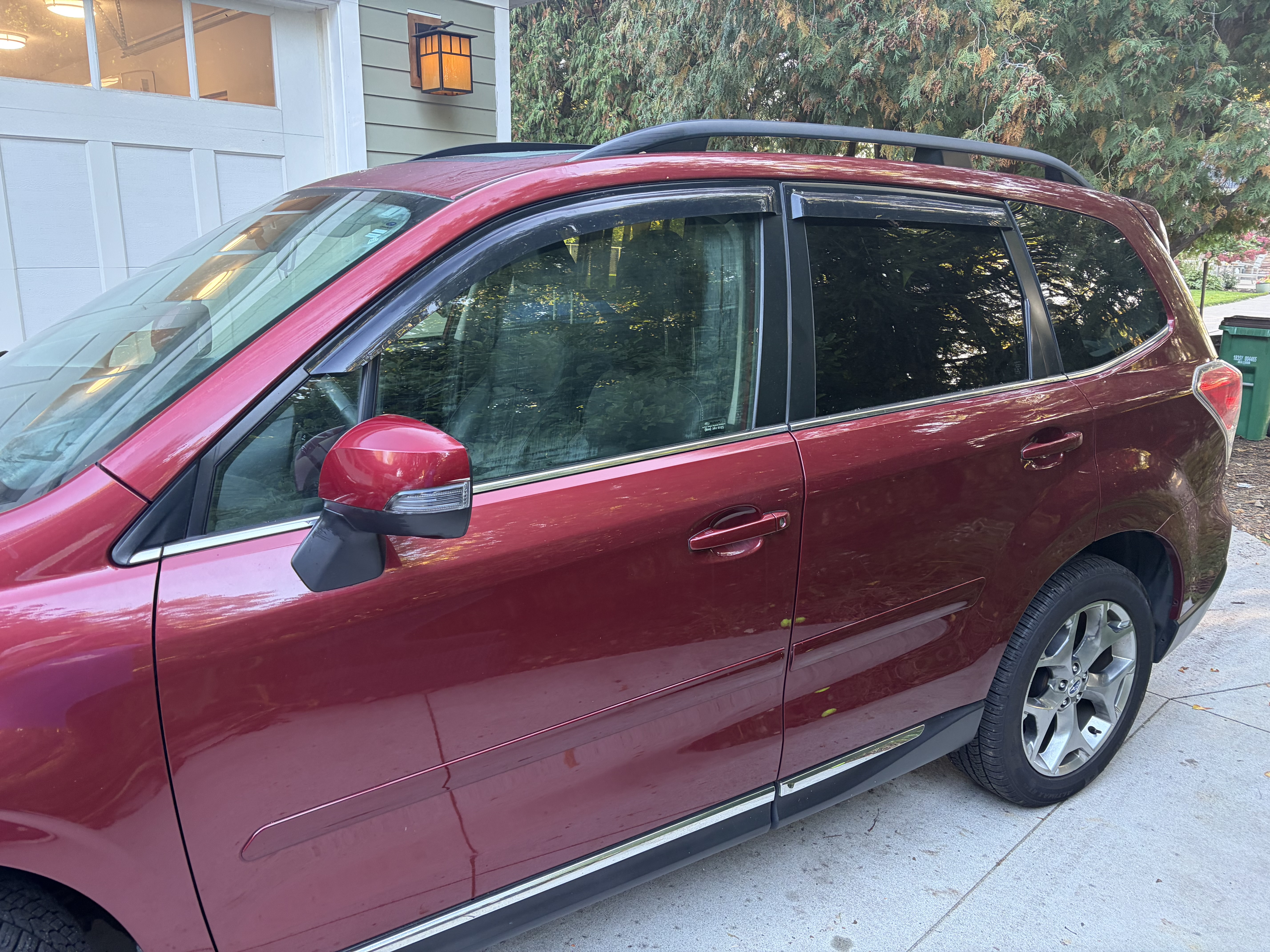 Used 2017 Subaru Forester 2.5i Touring AWD/4WD image 8