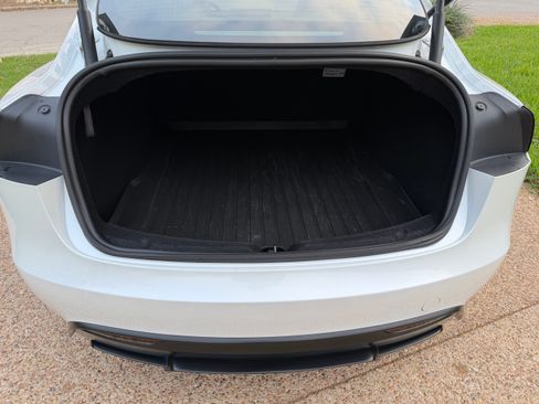 Used 2025 Tesla Model 3 Performance image 20