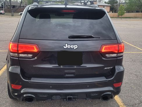 Used 2014 Jeep Grand Cherokee SRT image 5