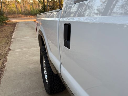 Used 2008 Ford F250 Lariat image 10