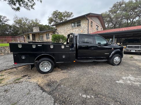 Used 2022 RAM 5500 Laramie AWD/4WD image 15