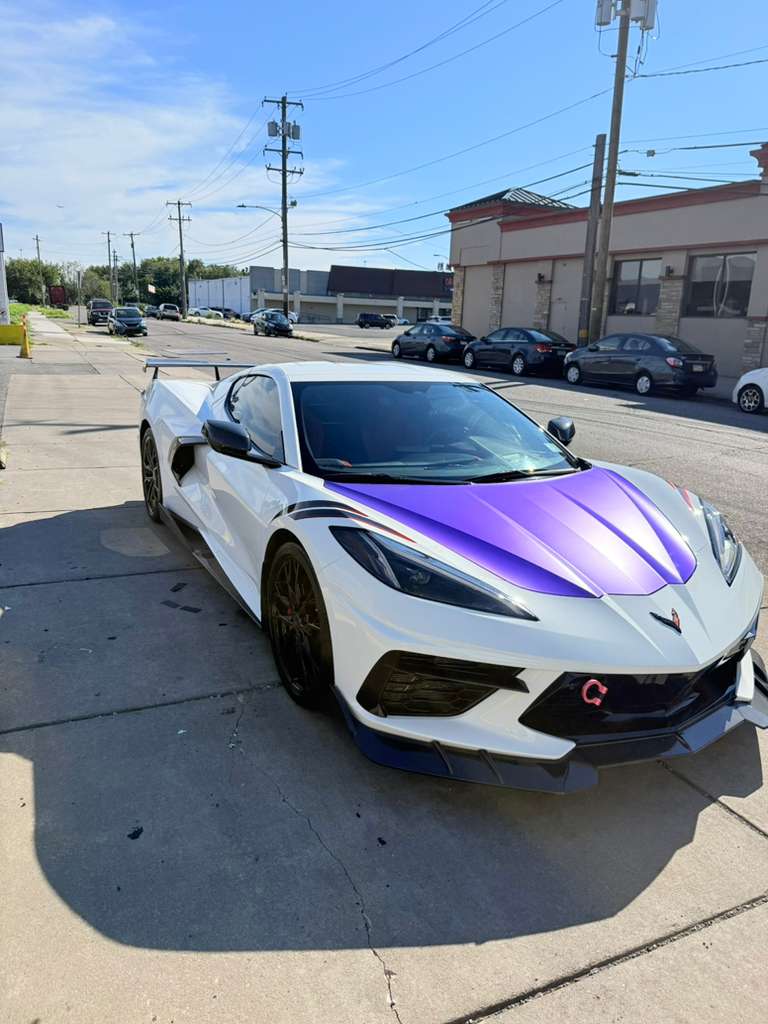 Used 2023 Chevrolet Corvette Stingray Preferred Cpe w/ 2LT RWD image 1