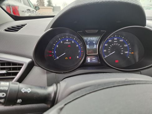 Used 2013 Hyundai Veloster Turbo w/ Ultimate Pkg image 16