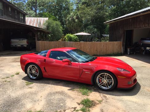 Used 2009 Chevrolet Corvette Z06 w/ Preferred Equipment Group image 4
