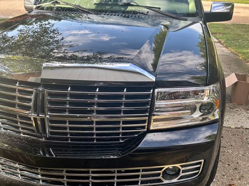 Used 2013 Lincoln Navigator 4WD w/ HD Trailer Tow Pkg image 6
