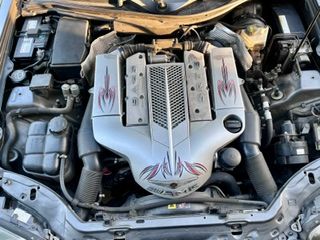Used 2005 Chrysler Crossfire SRT-6 RWD image 4