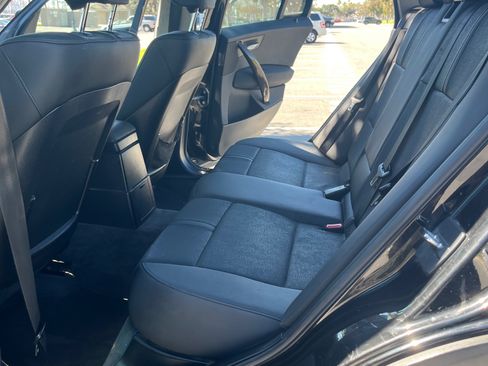 Used 2006 BMW X3 3.0i image 16