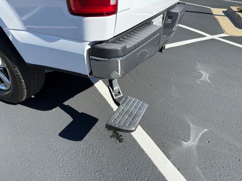 Used 2019 Ford F150 XLT w/ Equipment Group 302A Luxury image 8