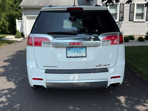 Used 2015 GMC Terrain Denali AWD/4WD image 4