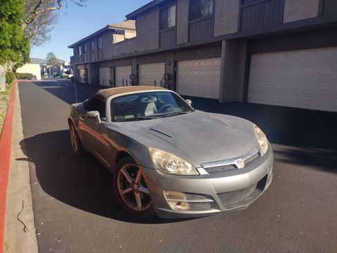 Used 2007 Saturn Sky w/ Premium Trim Pkg image 1
