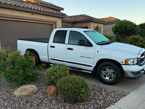 Used 2004 Dodge Ram 2500 Truck SLT w/ Trailer Tow Group image 5