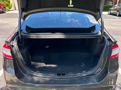 Used 2016 Ford Fusion Titanium FWD image 11