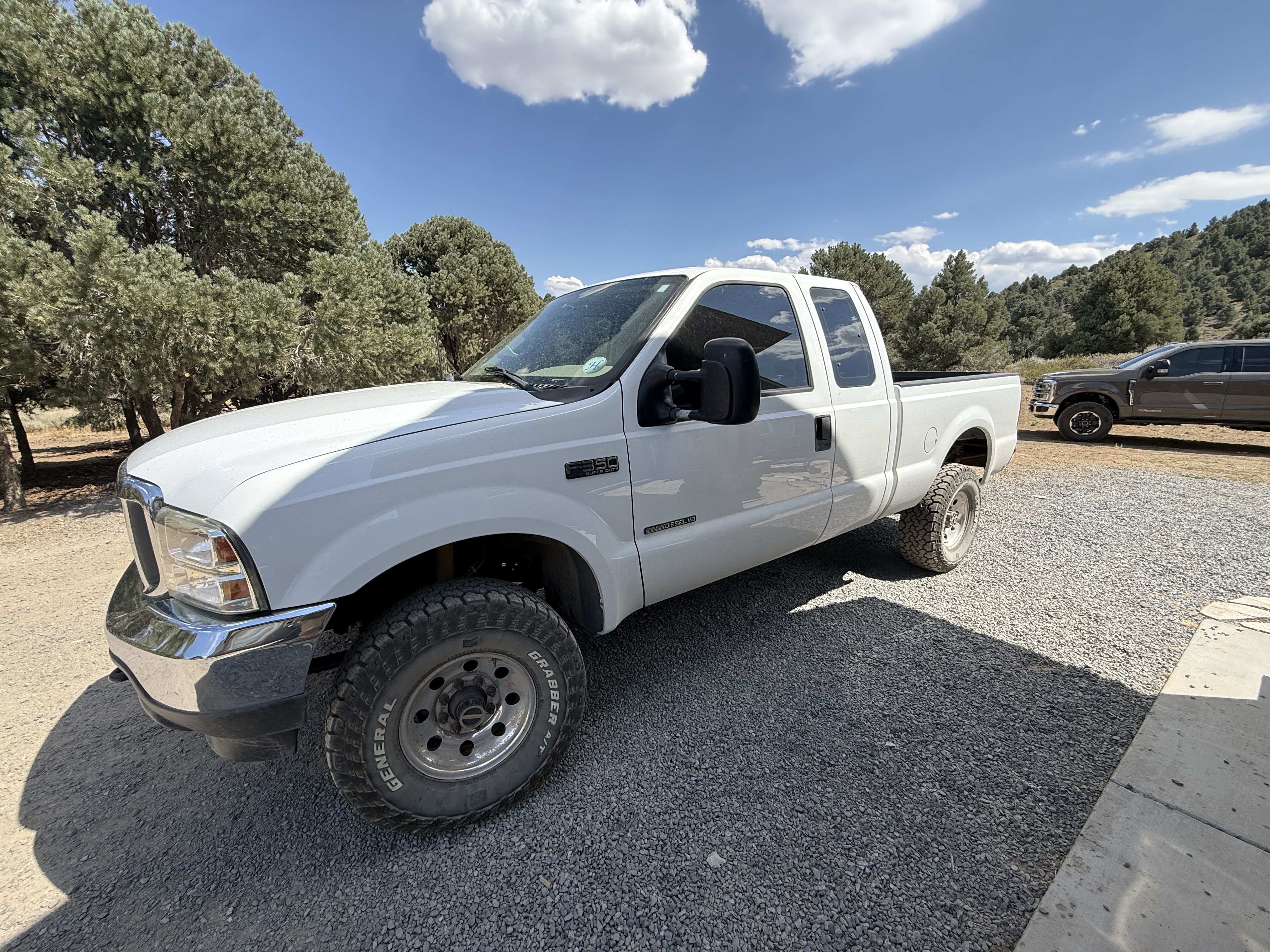 Used 2003 Ford F350 XLT AWD/4WD image 1