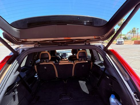 Used 2017 Volvo XC90 T8 Inscription w/ Vision Package AWD/4WD image 4