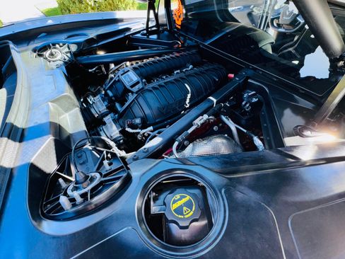 Used 2025 Chevrolet Corvette Z06 w/ Battery Protection Package image 11