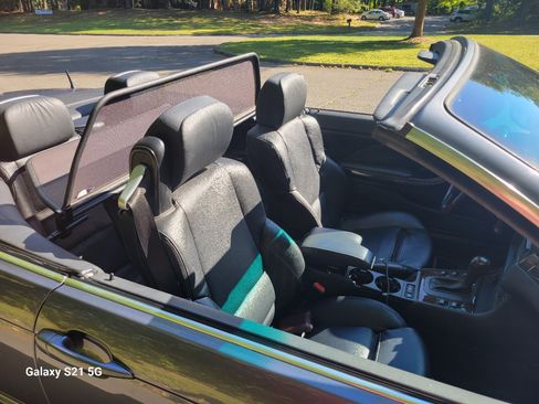 Used 2004 BMW 325Ci 325Cic Convertible 2D image 4