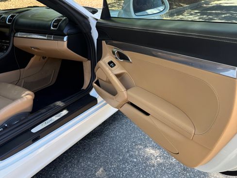 Used 2014 Porsche Boxster image 20