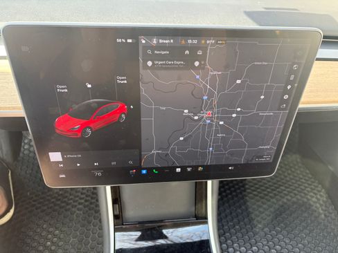 Used 2018 Tesla Model 3 Long Range image 22