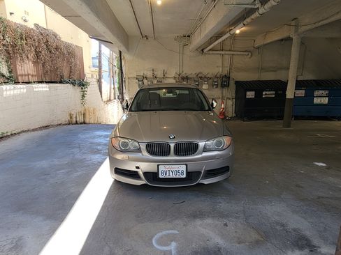 Used 2011 BMW 135i Coupe image 8