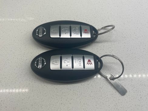 Used 2018 Nissan Sentra SV image 32