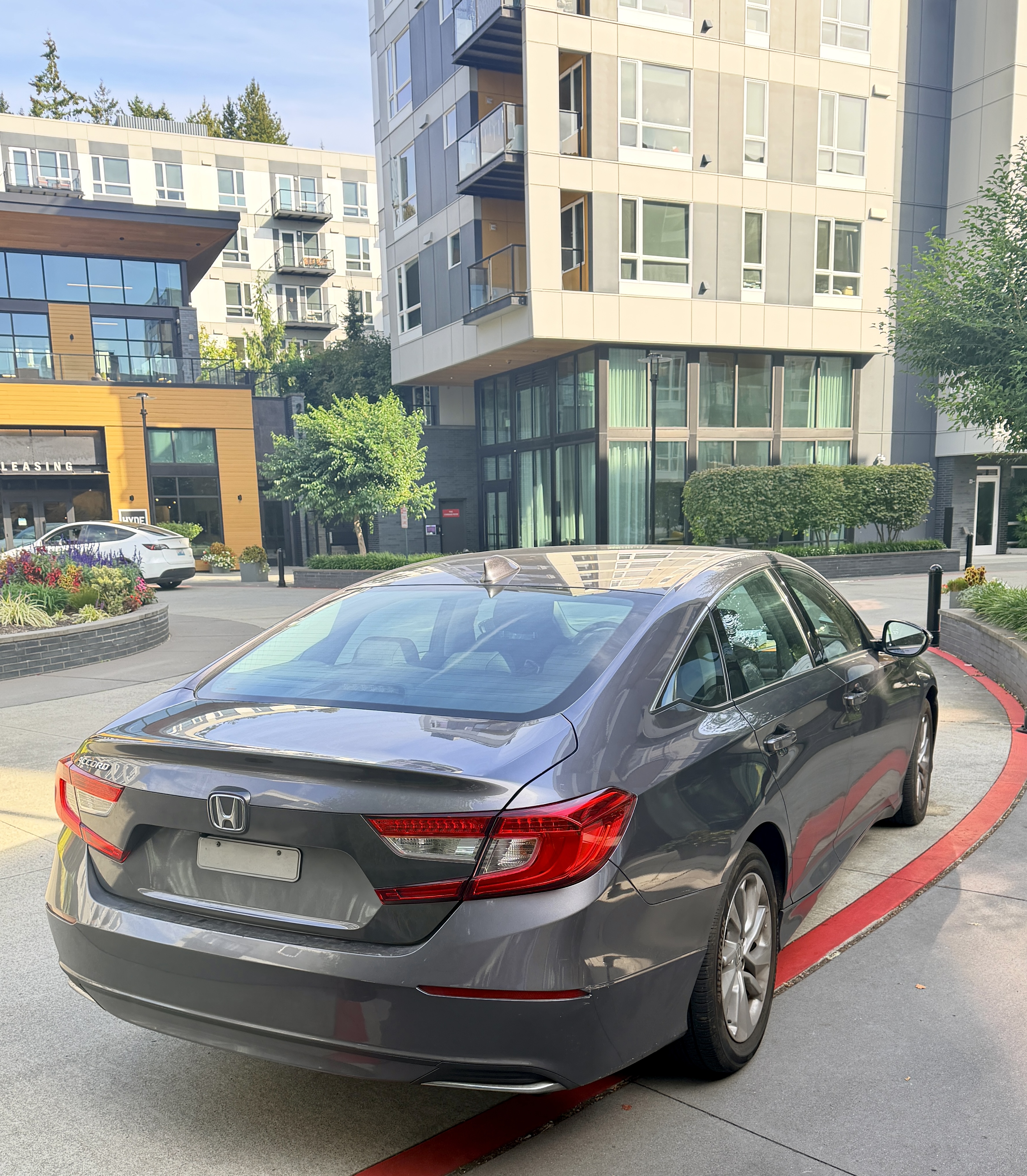 Used 2018 Honda Accord LX image 11