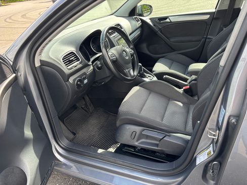 Used 2014 Volkswagen Golf TDI FWD image 10