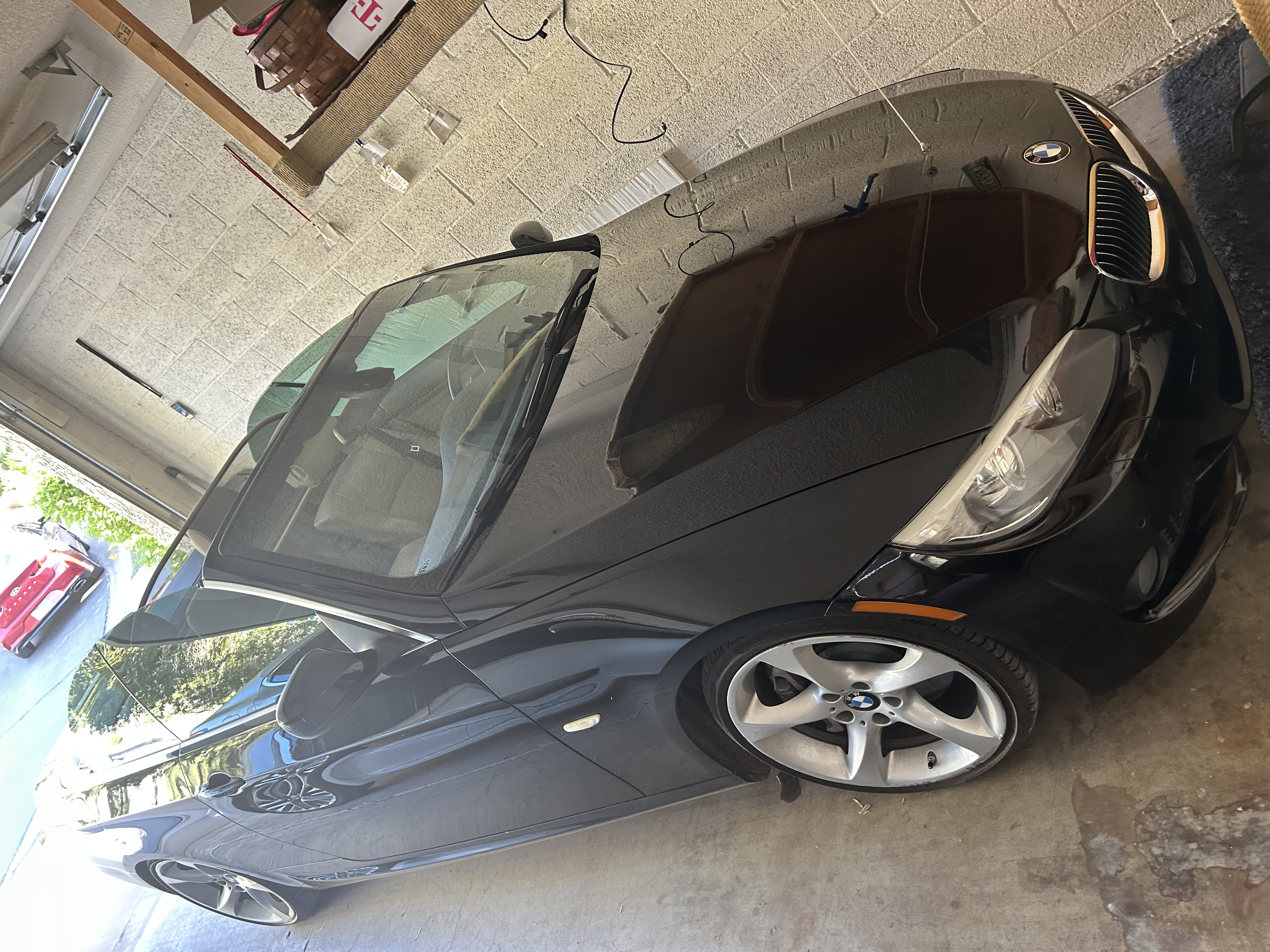Used 2013 BMW 335i Convertible RWD image 1