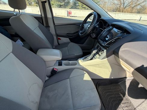 Used 2012 Ford Focus SE image 14