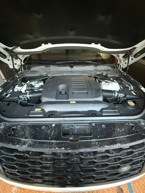 Used 2021 Land Rover Range Rover Westminster Edition image 13