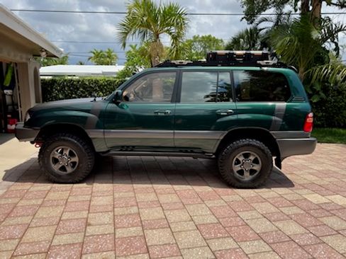 Used 1998 Toyota Land Cruiser image 5