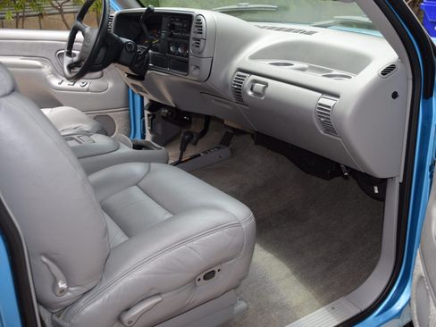 Used 1995 Chevrolet Silverado 1500 4x4 Extended Cab image 23