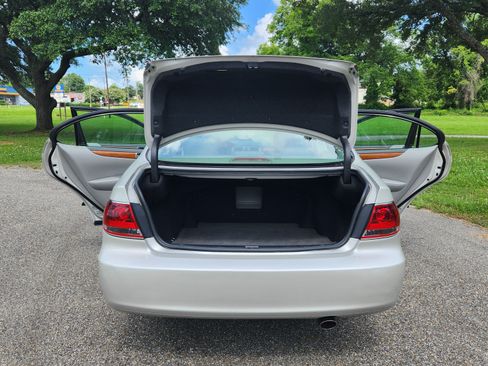 Used 2005 Lexus ES 330 image 13