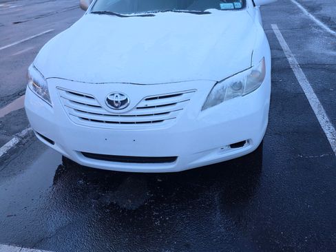 Used 2007 Toyota Camry LE image 1