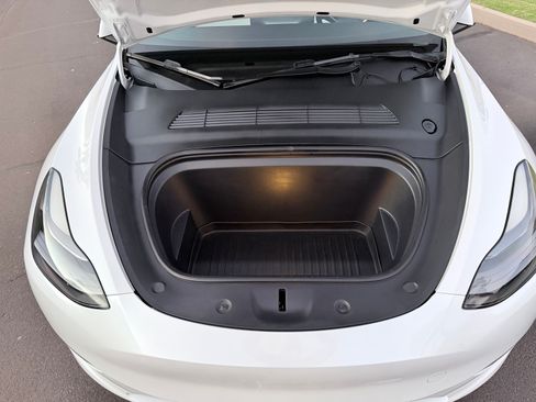 Used 2023 Tesla Model Y Performance AWD/4WD image 28