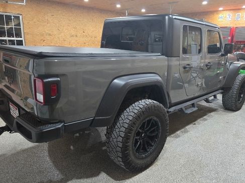 Used 2020 Jeep Gladiator Sport w/ Quick Order Package 24S image 5
