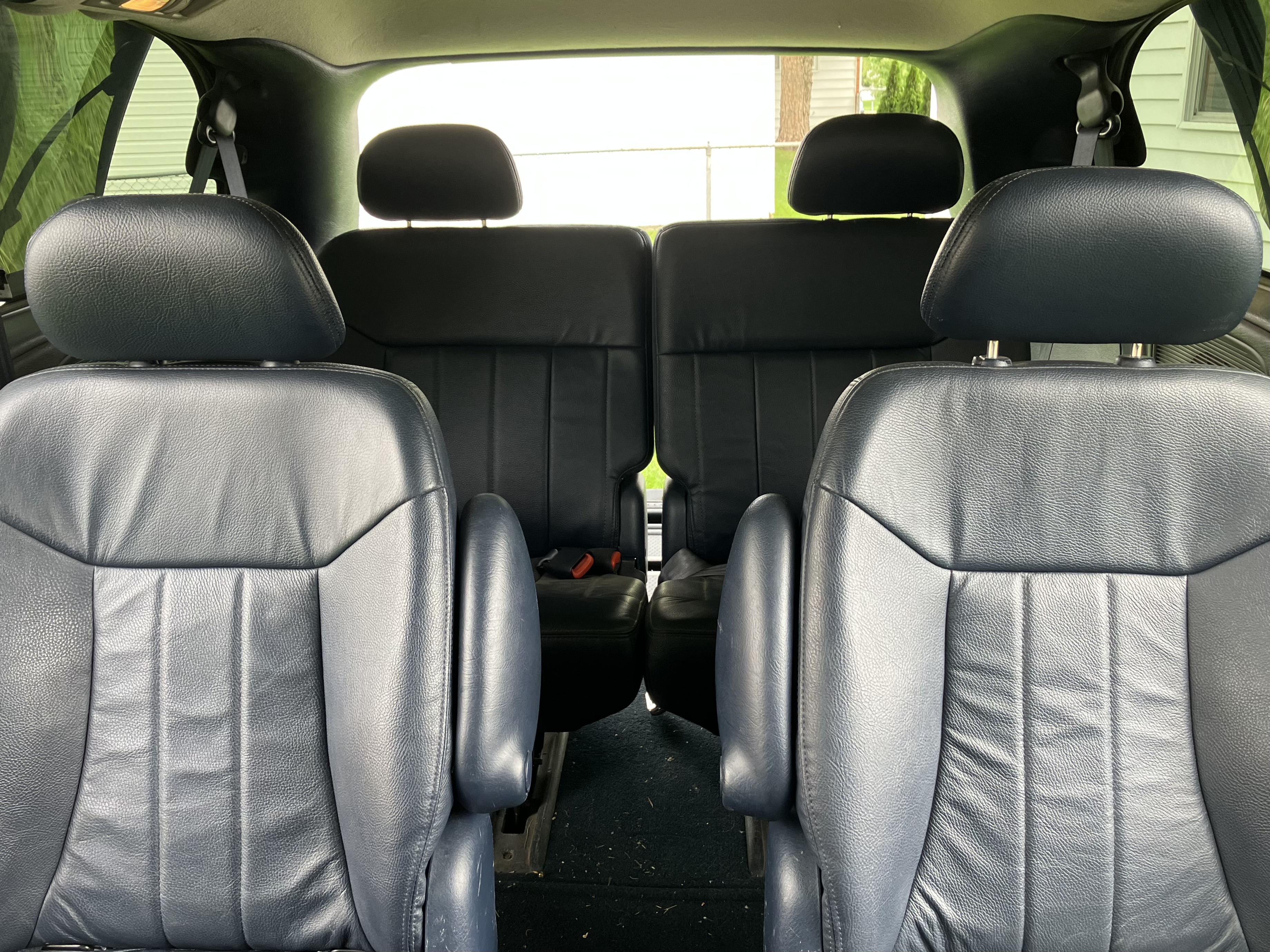 Used 2002 Chrysler Town & Country LXi FWD image 17