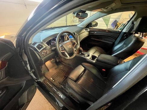 Used 2016 Cadillac SRX Luxury w/ Driver Awareness Package image 8