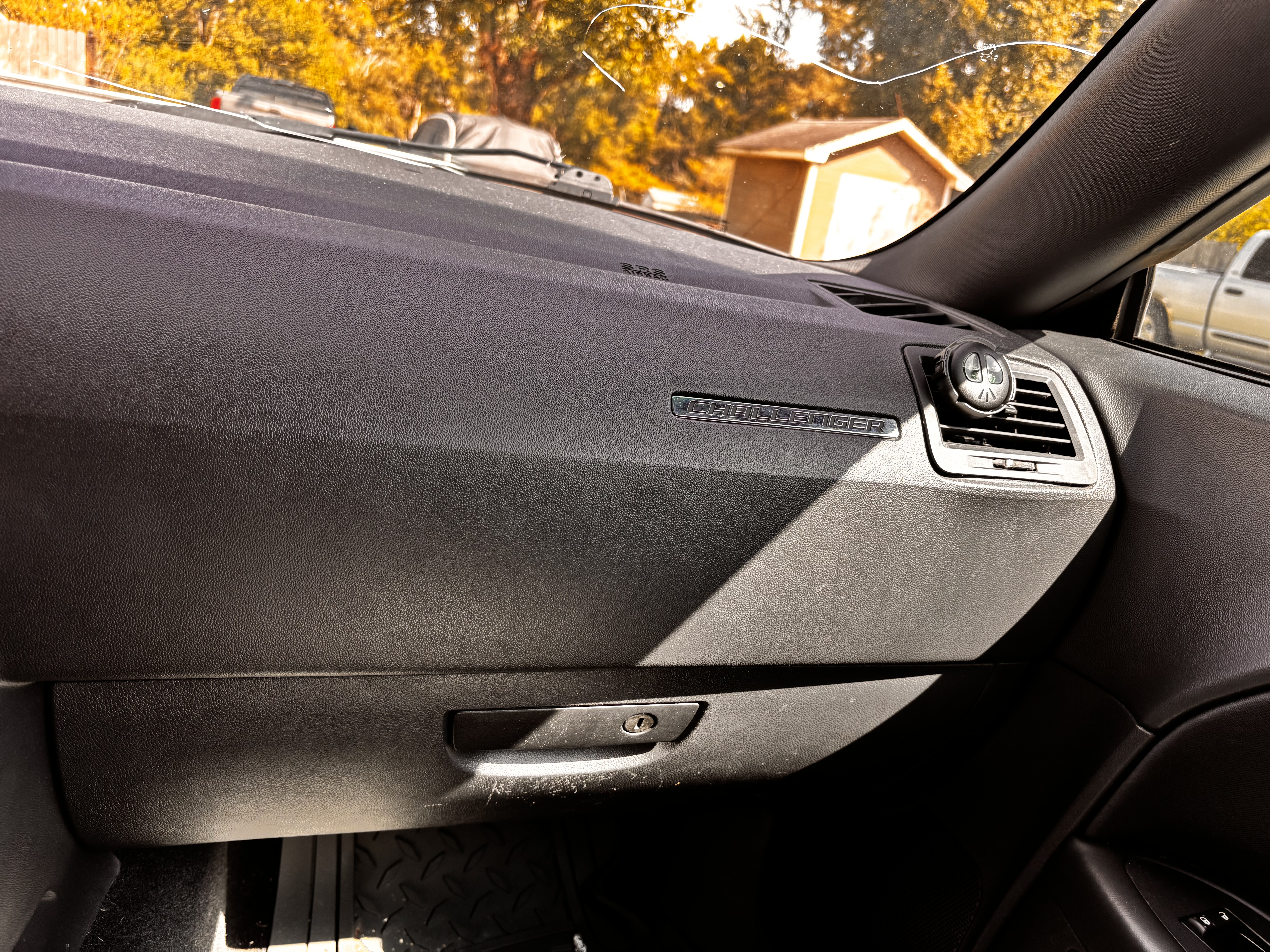 Used 2013 Dodge Challenger SXT RWD image 13