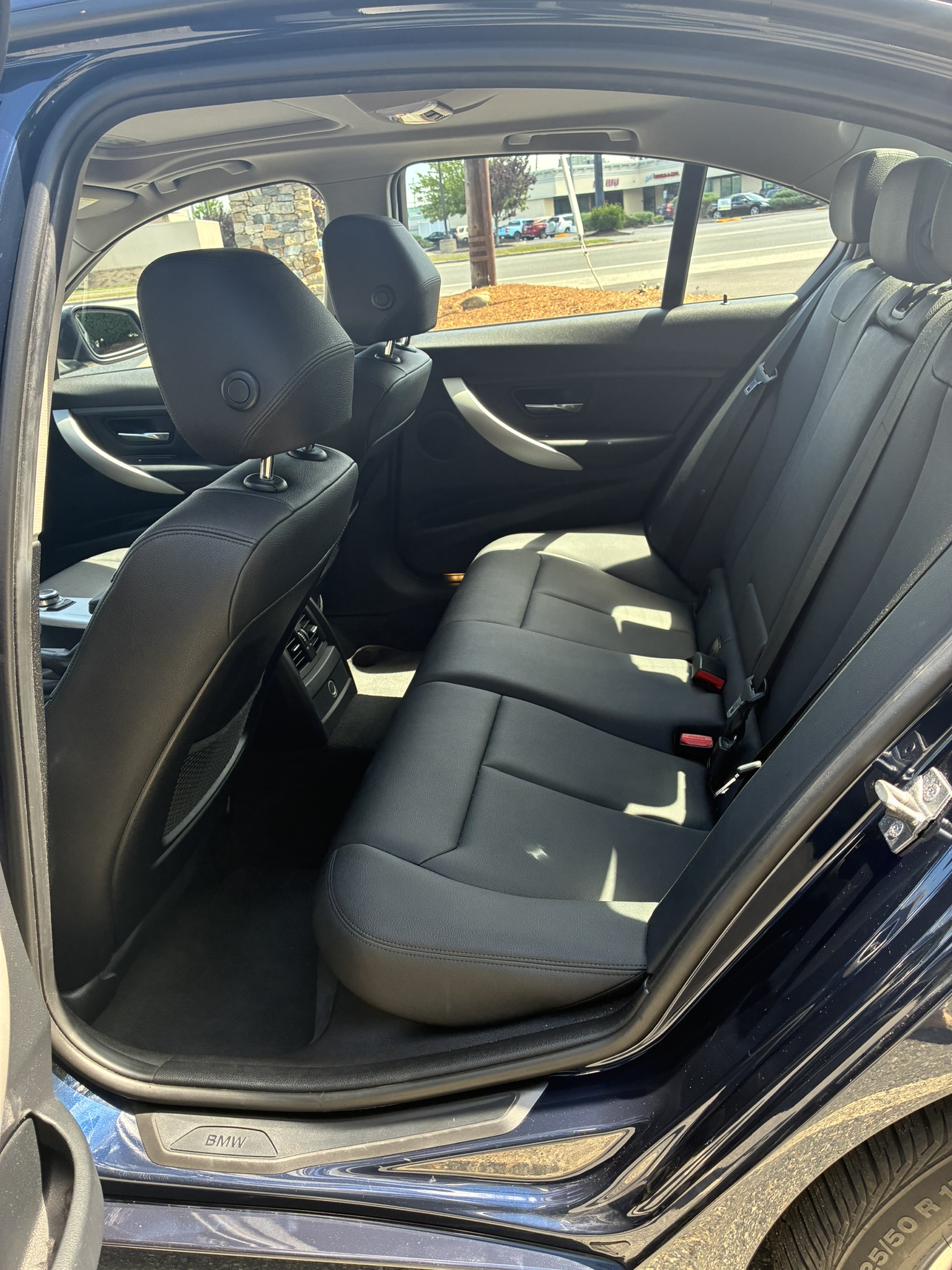 Used 2013 BMW 328i xDrive Sedan AWD/4WD image 16
