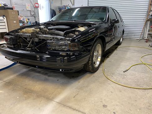 Used 1994 Chevrolet Impala SS image 5