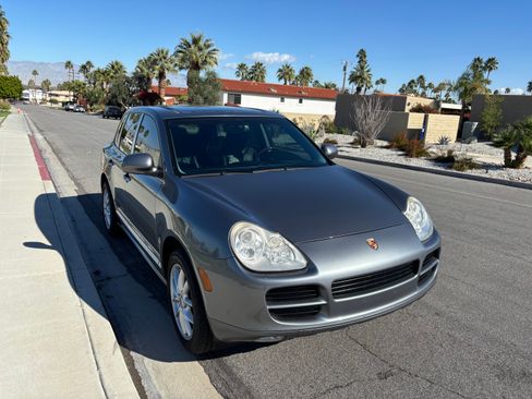 Used 2006 Porsche Cayenne S image 17