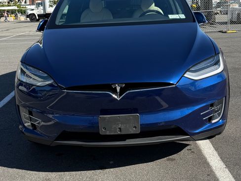 Used 2020 Tesla Model X Long Range AWD/4WD image 4