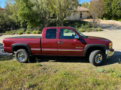 Used 2000 GMC Sierra 2500 4x4 Extended Cab HD image 1