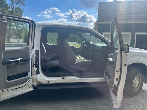 Used 2016 Ford F150 XL w/ XL Power Equipment Group image 9