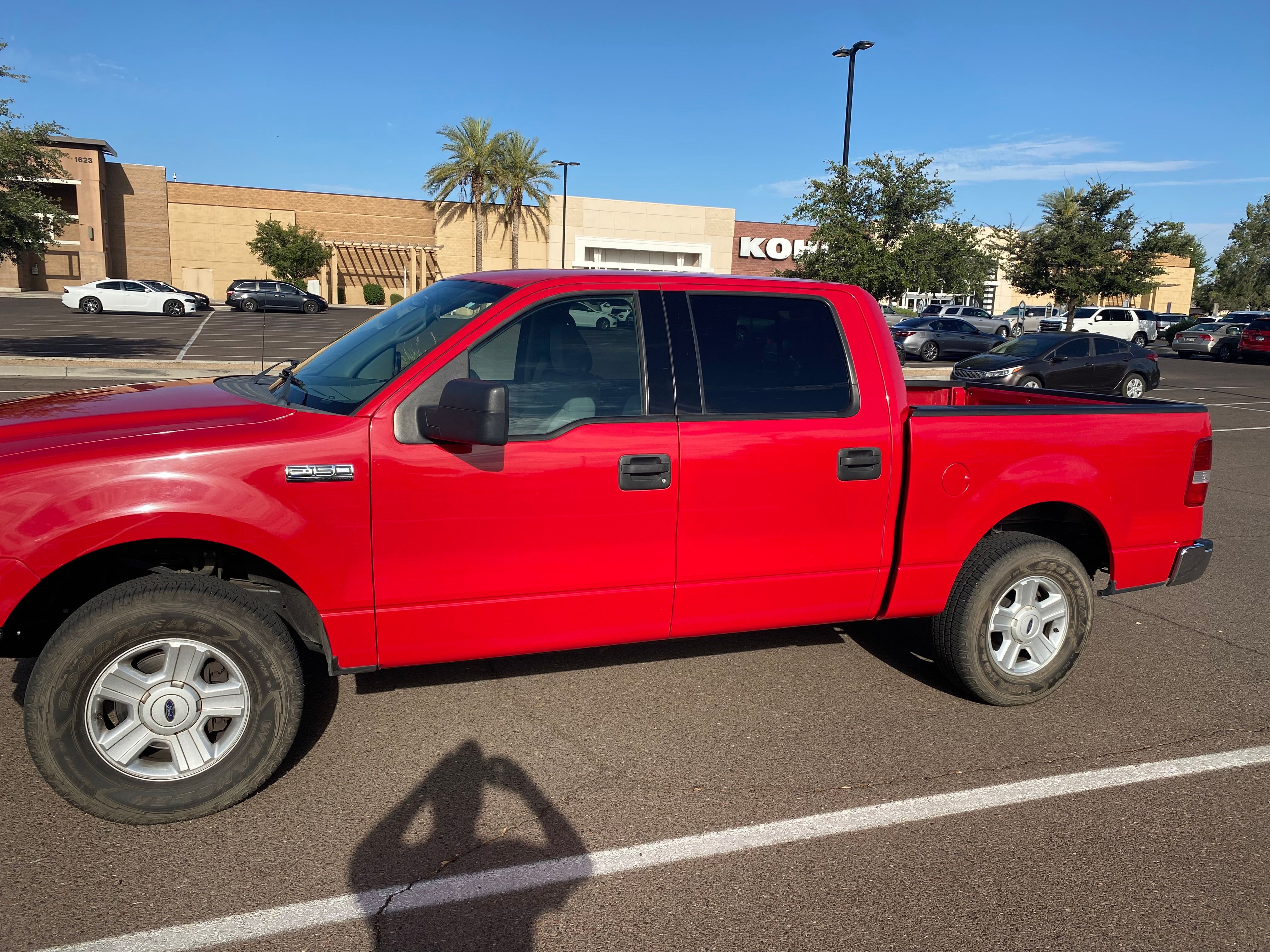 Used 2004 Ford F150 XLT RWD image 2